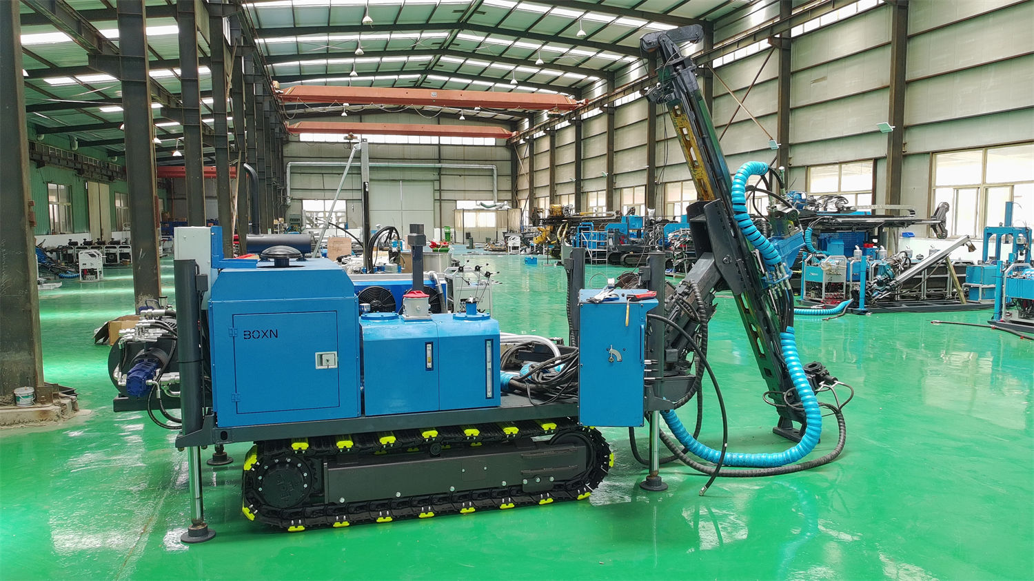 Aquisição da perfuratriz de testemunhos subterrânea CR800UG: como calcular os custos de desmontagem, montagem e transferência do transporte modular fracionado sob restrições de galerias?