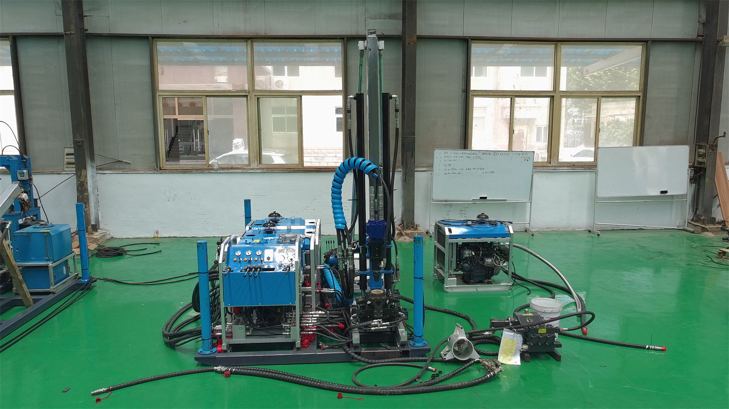 Como costuma ser um local acessível para uma perfuratriz de testemunho modular