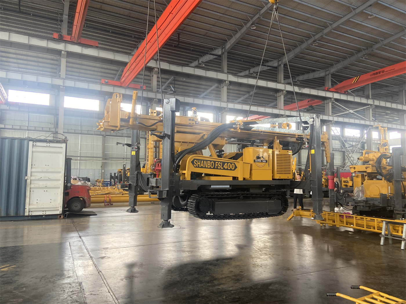 Ao adquirir o sistema de amostragem ciclone triplo WR600RC-CS3, o que deve ser verificado com o fabricante sobre a precisão de divisão de amostras e o gerenciamento de contaminação?