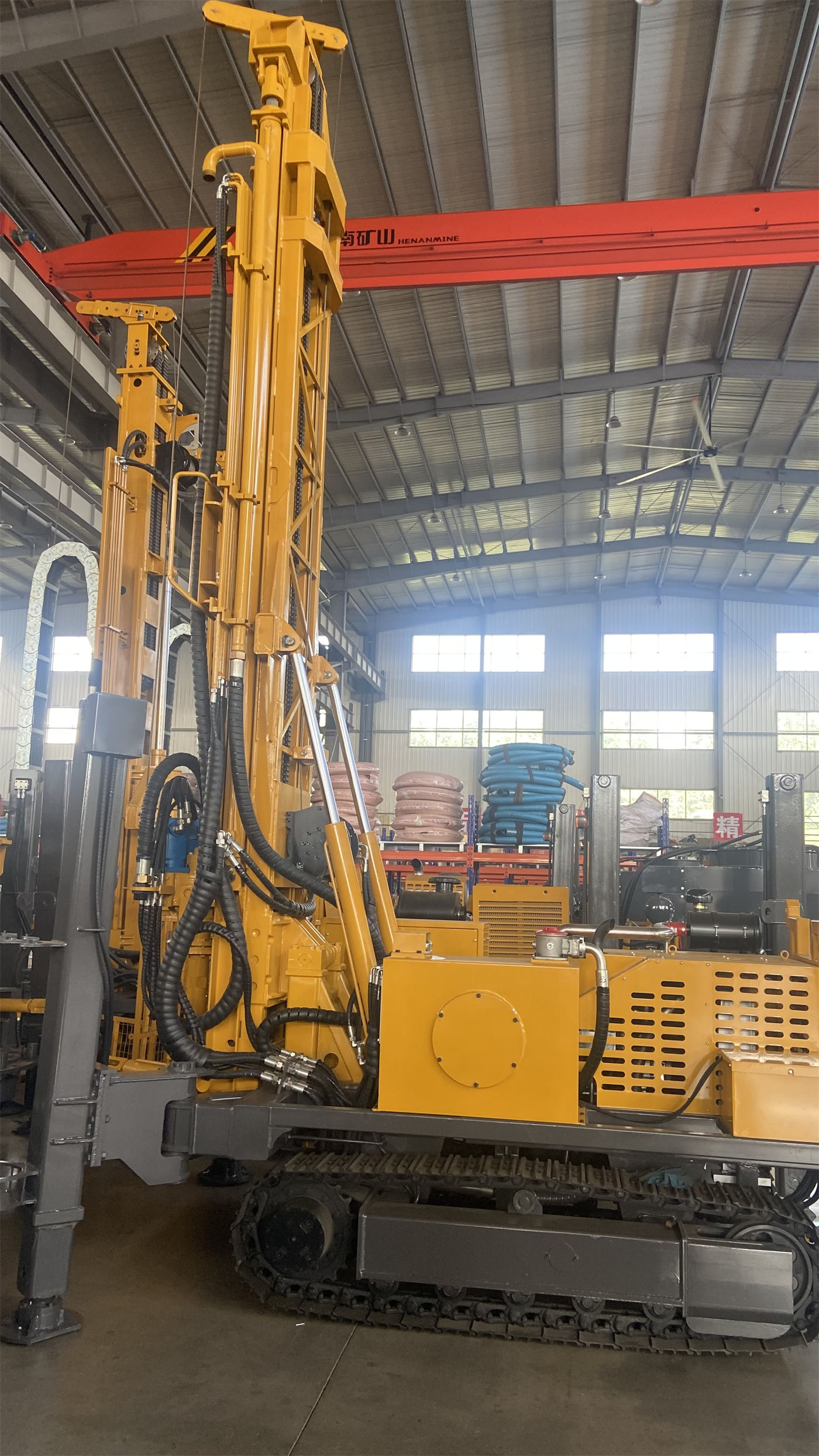 Aquisição de perfuratriz de poço de água sobre esteiras WR260 para 260 m: como avaliar se o diâmetro de 140–305 mm e a força de elevação de 15 T atendem ao diâmetro do poço, à profundidade e à posição do aquífero?