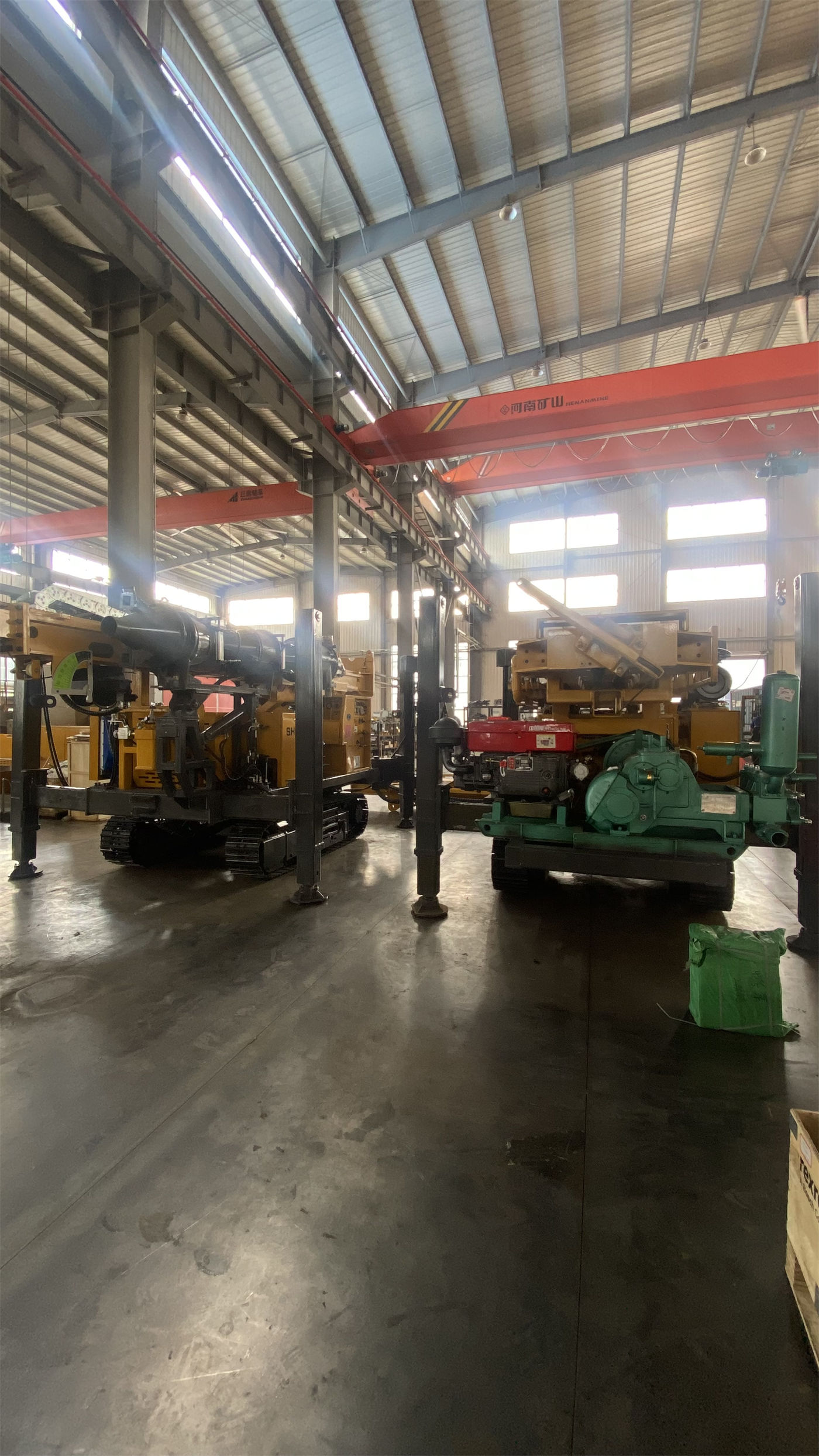 Aquisição do WRTR600, perfuratriz de mesa rotativa rebocável: como verificar a bomba de lama 3NB-130 e o gerador de 200 kW conforme as condições do projeto?