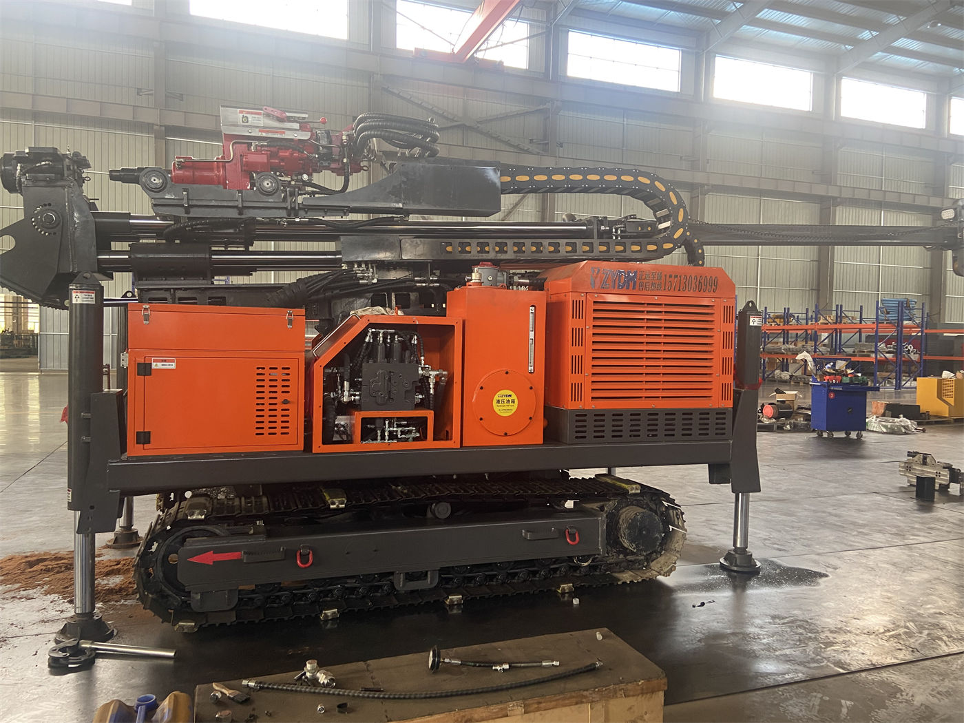 Aquisição da WR1500S, perfuratriz de poço de água ultraprofundo de 1500 m: com força de elevação de 80 T e torque de 31000 N·m adaptada a tubos de perfuração de 9,6 m, quais condições devem ser confirmadas antecipadamente para o gerenciamento da coluna de perfuração em poços profundos?