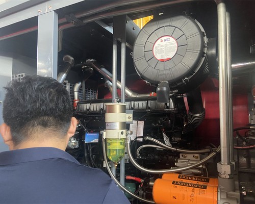 Aquisição do WR500RCE, perfuratriz de poço de água de 500 m com circulação reversa por airlift: como